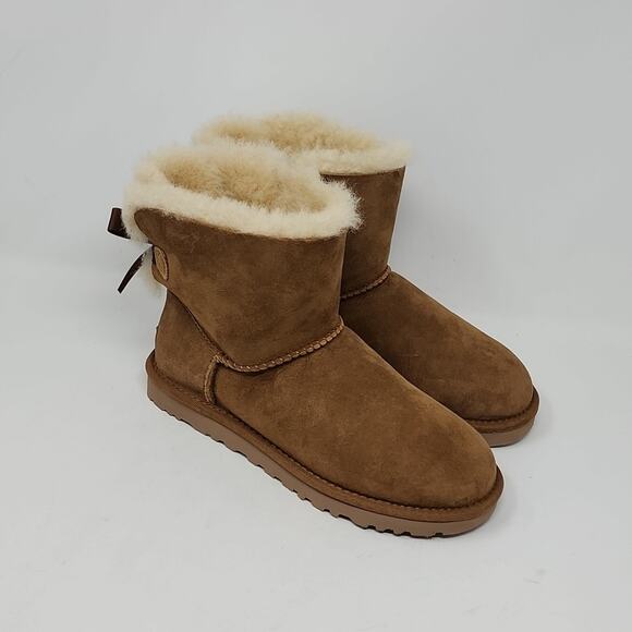 UGG Mini Bow II Boots Chesnut Color Women's Size 6 - Picture 3 of 6